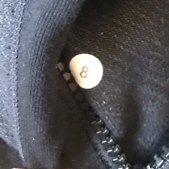 Lululemon Define Jacket Size 8 - Picture 5 of 5